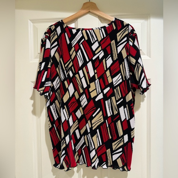 Alfred Dunner Woman - Blouse - Size 2X - black/red/tan/white pattern - Picture 2 of 6